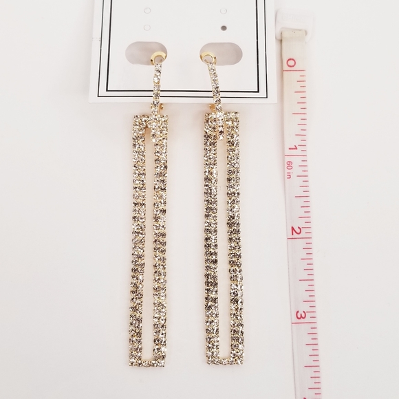 🍁3/$25 Gold or Silver Long Rhinestone Earrings - Picture 6 of 7